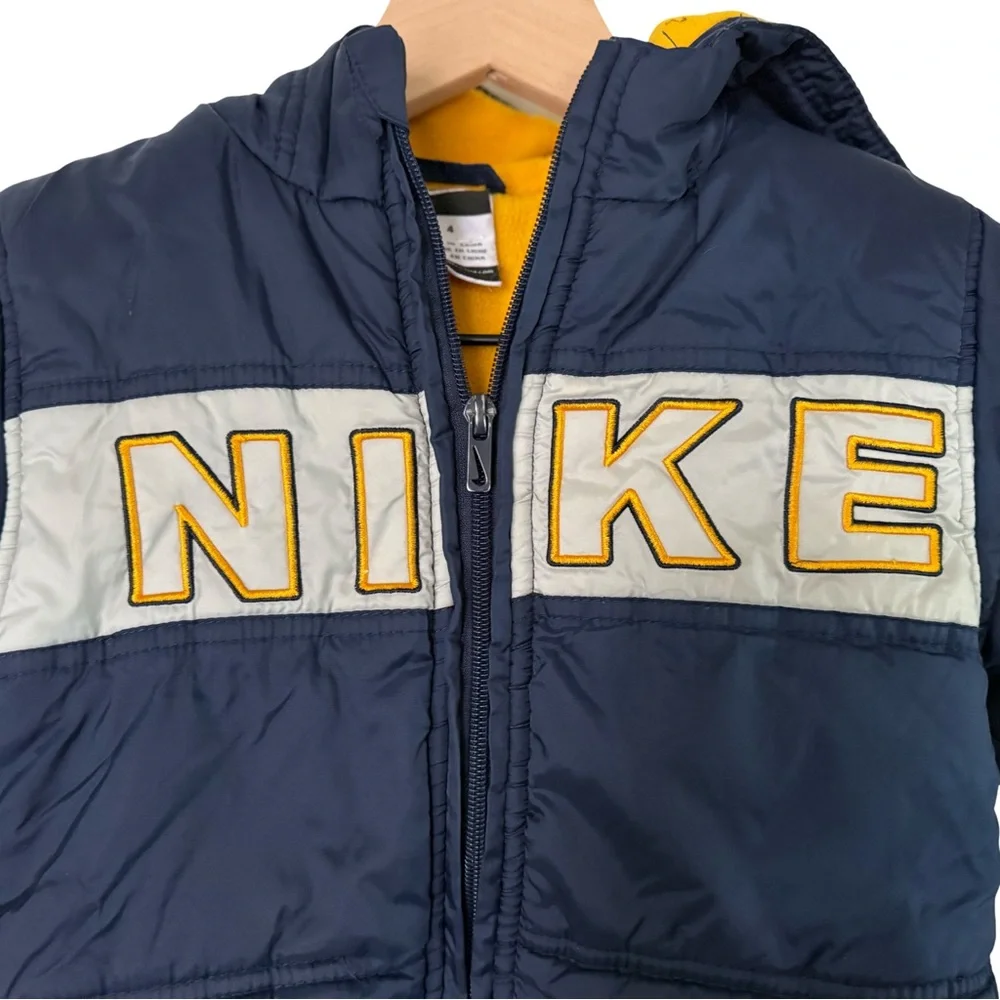 Vintage Nike Kids Puffer Jacket w Hood | Full Zip |‎ Size 4